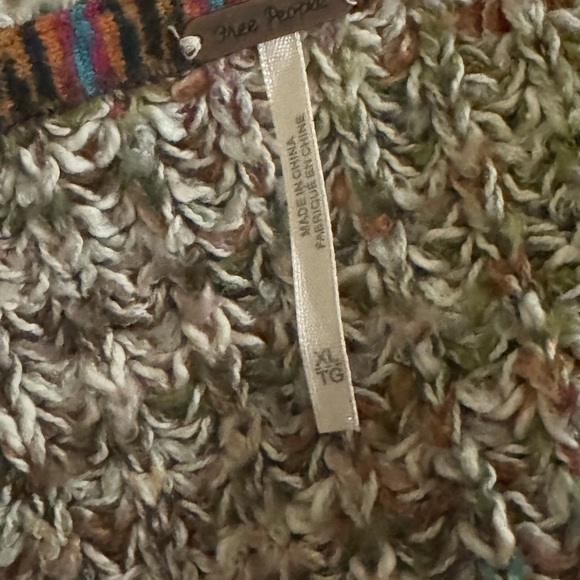 Free People Highland V Neck Sweater - Picture 4 of 6